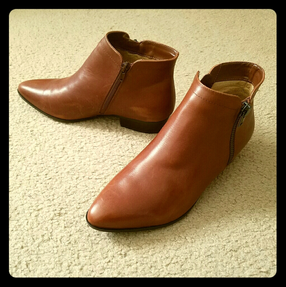 Naturalizer Claire Brown Size 10 Ankle Boots